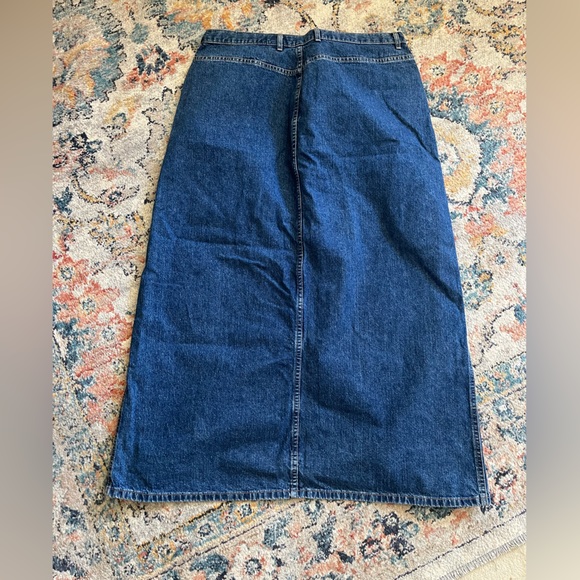 Eddie Bauer Since 1920 Long Denim Skirt with front slit, Size 20 - Picture 2 of 6